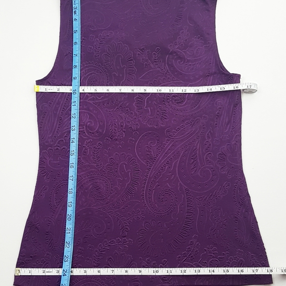 TAHARI Size S Soft Lightweight Embossed Pattern Blouse - Picture 3 of 5